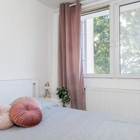 Cupcake 2 Bedroom Mokotow *